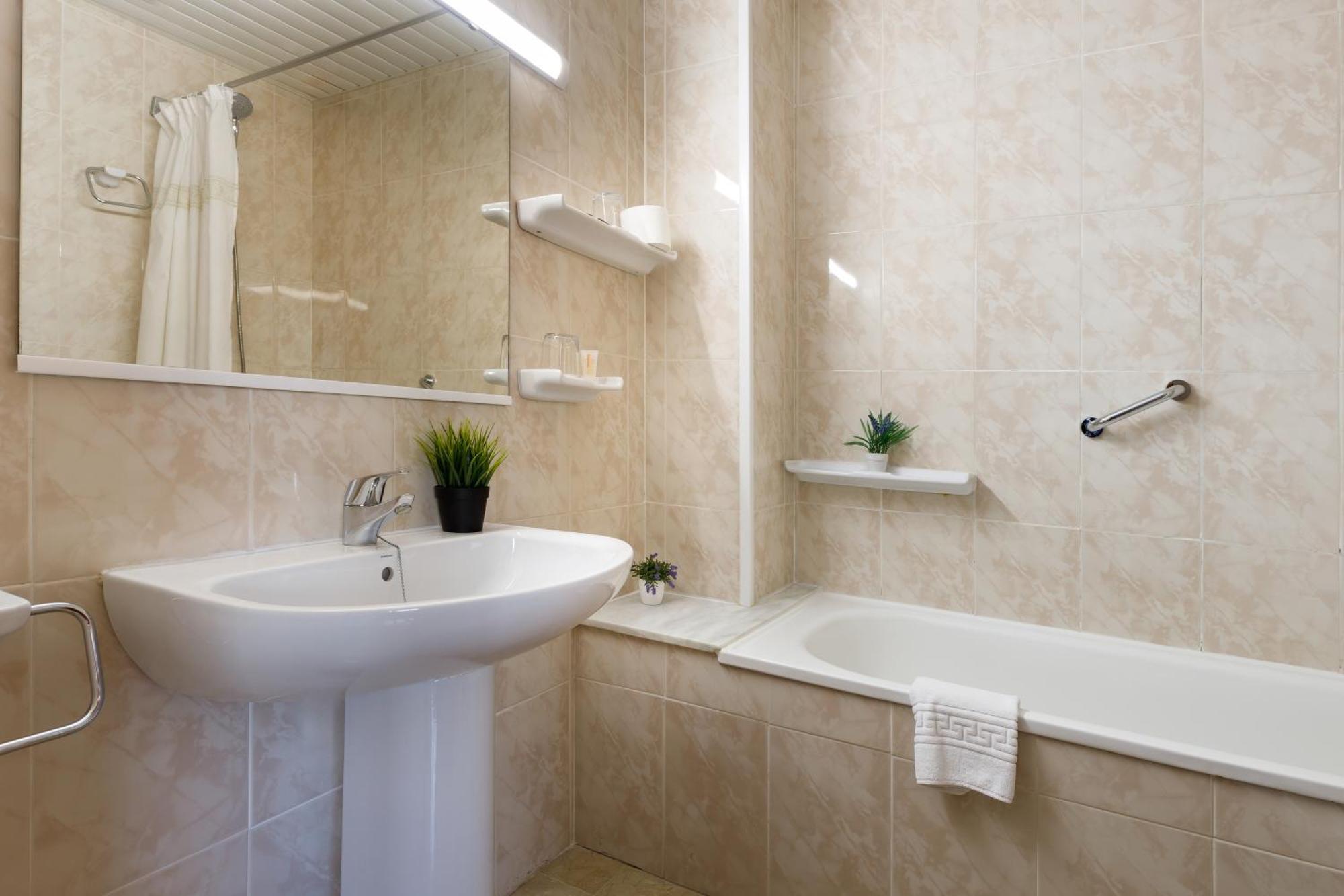Hotel Alguer L'Ametlla de Mar Ngoại thất bức ảnh