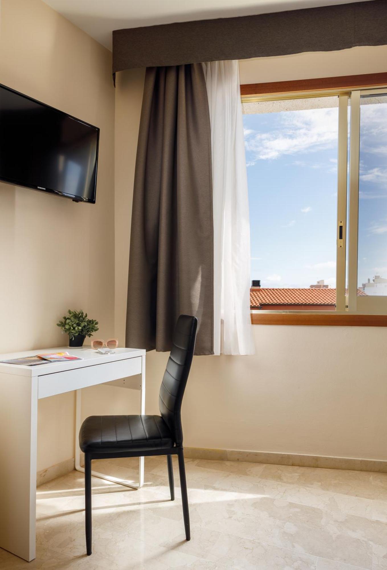 Hotel Alguer L'Ametlla de Mar Ngoại thất bức ảnh